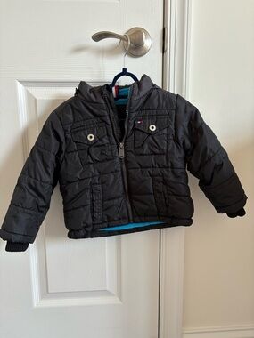 Tommy Hilfiger Black Quilted Puffer Jacket with Hood